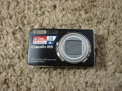New Compact Digital Camera - RICOH CX4