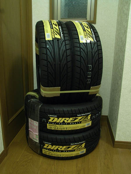 Tires Dunlop DIREZZA DZ101