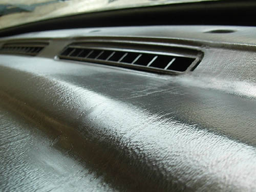 Repair cracks on the dashboard - My Volkswagen Mk2 Golf, www.vwgolf-mk2.com -