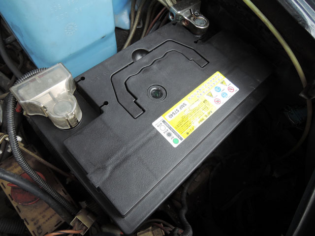 Replacement - automotive battery for VW GOLF MK2