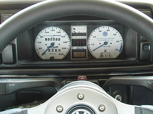 My Volkswagen Mk2 Golf / White gauge with LED