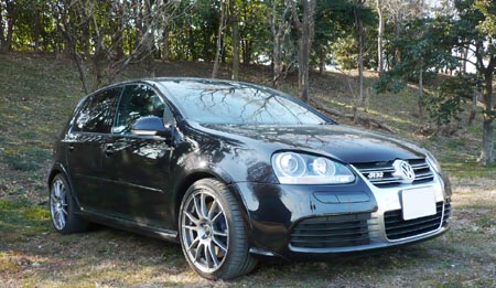 mongomusan's VW Golf MkV R32