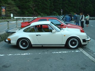 Ono's Porsche 911