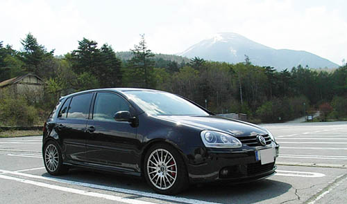 Shioya's VW Golf MkV GTX