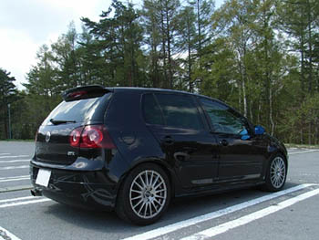 Shioya's VW Golf MkV GTX